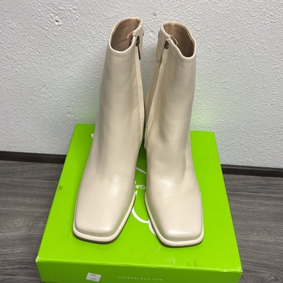 Sam Edelman Irie Square Toe Ankle Bootie - Picture 6 of 7